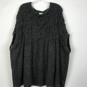 Cabi Waverly Poncho Fall ‘15 Limited Edition Sz Sm